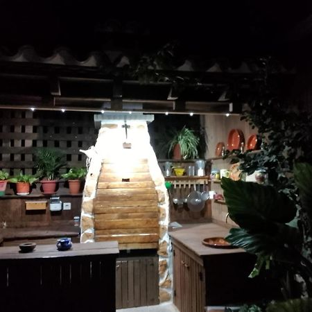 בית הארחה Pegalajar 	Casa Cueva El Almendro מראה חיצוני תמונה