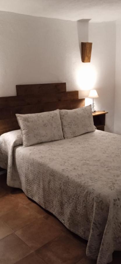 בית הארחה Pegalajar 	Casa Cueva El Almendro מראה חיצוני תמונה