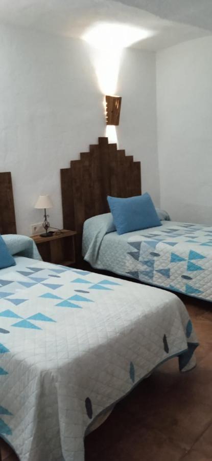 בית הארחה Pegalajar 	Casa Cueva El Almendro מראה חיצוני תמונה